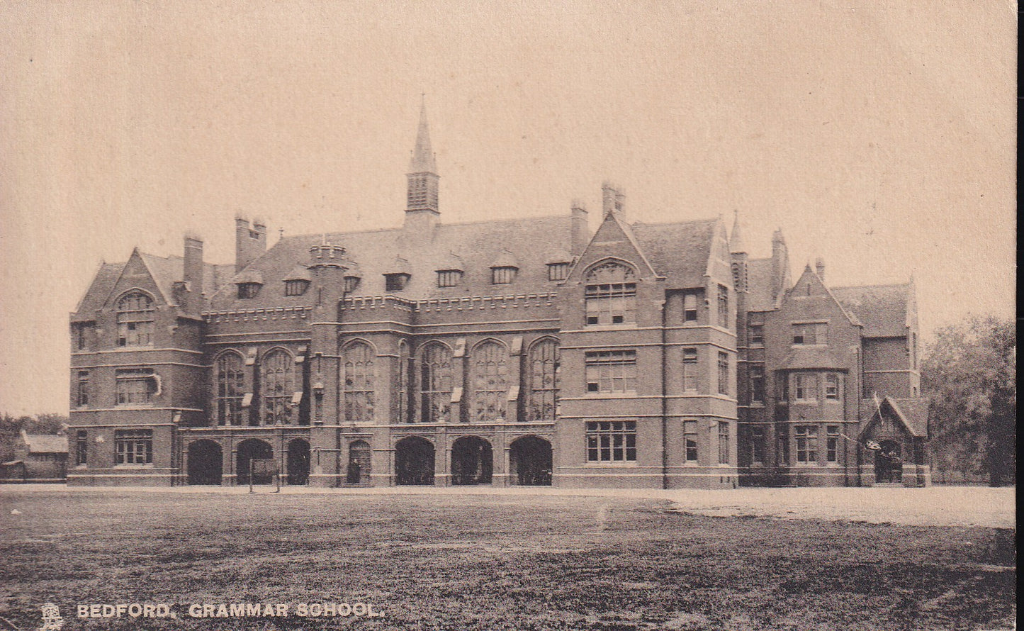 Postcard - Grammar School, Bedford, Bedfordshire, England - Printed - Unposted