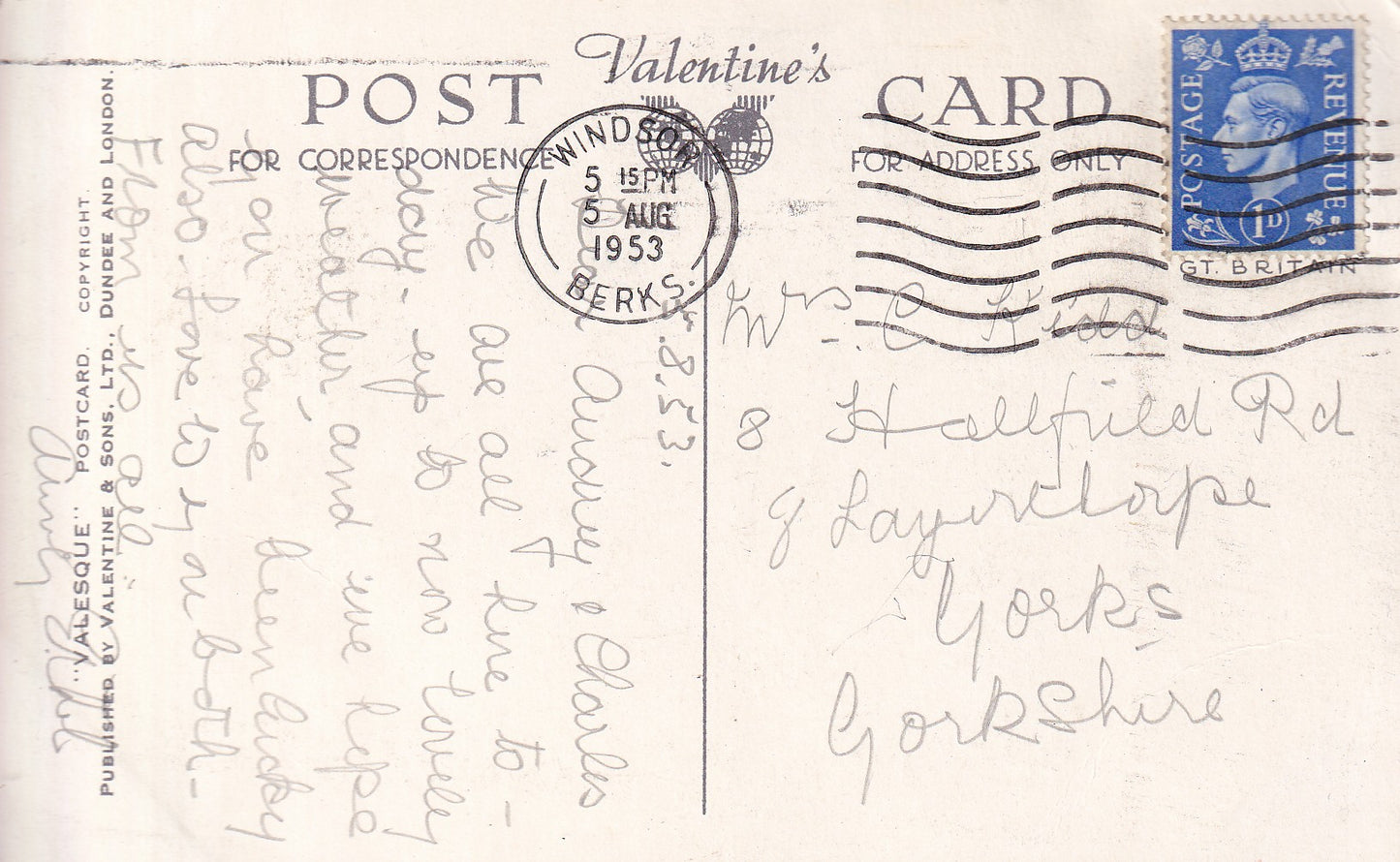 Postcard - East Terrace, Windsor Castle, Windsor, Berkshire, England - Printed - Posted