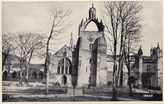 Postcard - Kings College, Aberdeen University, Aberdeenshire, Scotland - Printed - Unposted