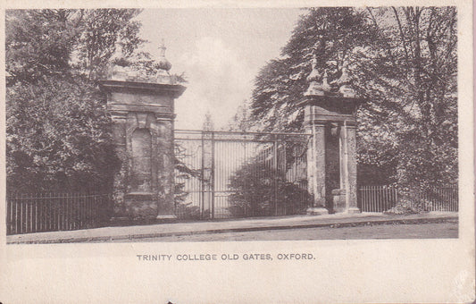 Postcard - Trinity College Old Gates, Oxford, Oxfordshire, England - Printed - Unposted