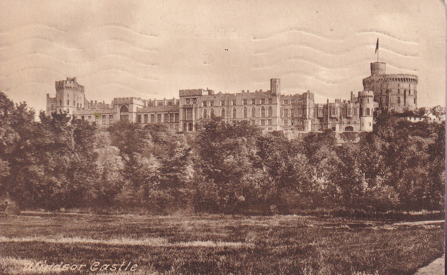 Postcard - Windsor Castle, Windsor, Berkshire, England - Printed - Posted