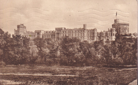 Postcard - Windsor Castle, Windsor, Berkshire, England - Printed - Posted