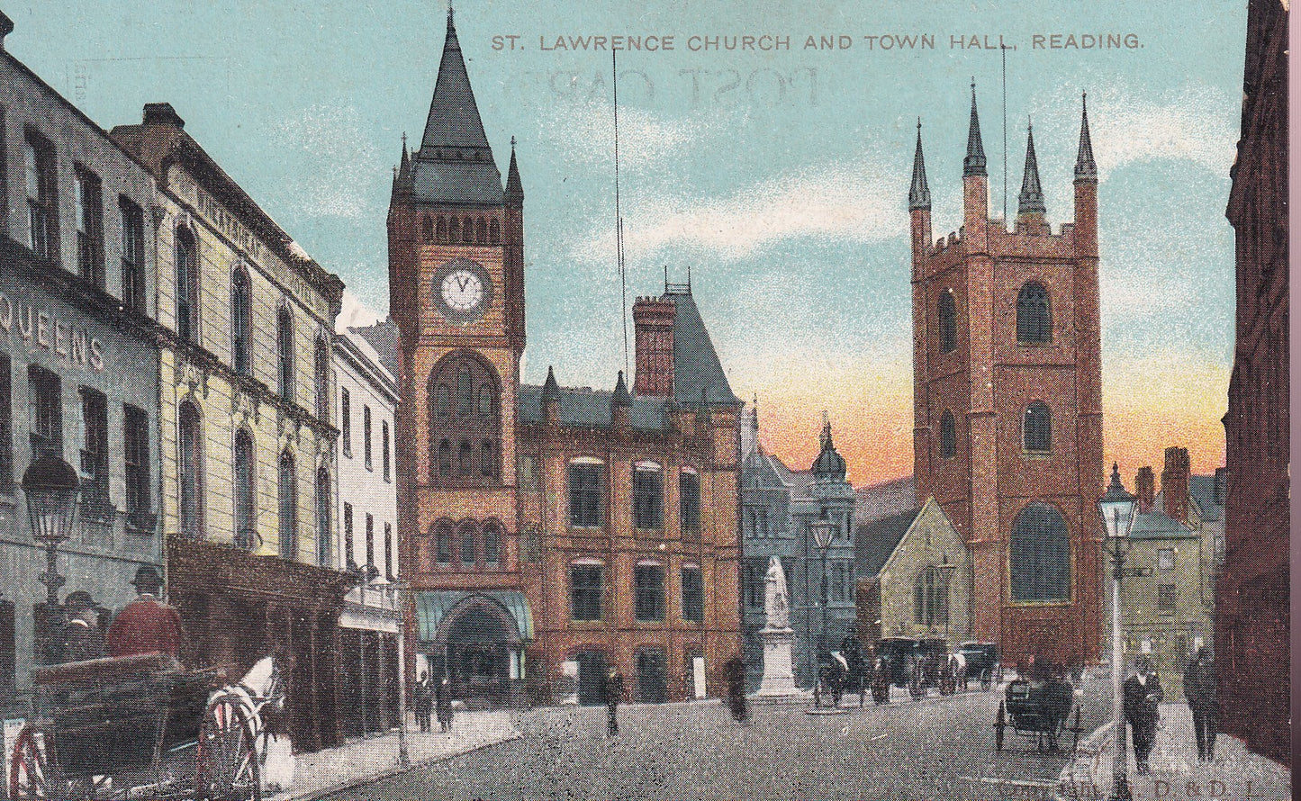 Postcard - St Lawrence Church and Town Hall, Reading, Berkshire, England - Printed - Unposted