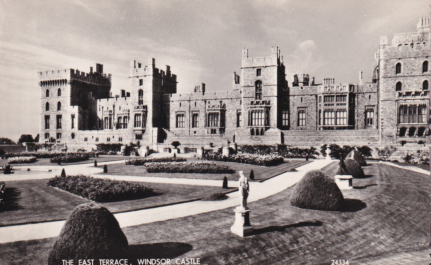 Postcard - East Terrace, Windsor Castle, Windsor, Berkshire, England - RPPC - Unposted